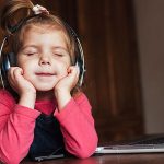 Musik dan Otak Anak: 6 Alasan Kenapa Konten Harus Selektif