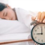 Tekanan Saat Darah Tidur Kurang 8 Jam: 4 Fakta Medis Penting