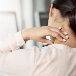 4 Tanda Leher Kaku yang Perlu Diperhatikan Sebagai Gejala Kolesterol