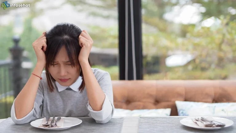 5 Bukti Baru Penyebab Sakit Kepala Setelah Makan Siang Waspadai